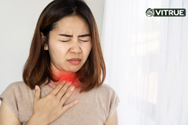 Ợ chua, ợ nóng là triệu chứng điển hình của trào ngược dạ dày thực quản.